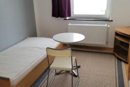 1 Zimmer , Möbliert. Telefon :020384730 1 zimmer