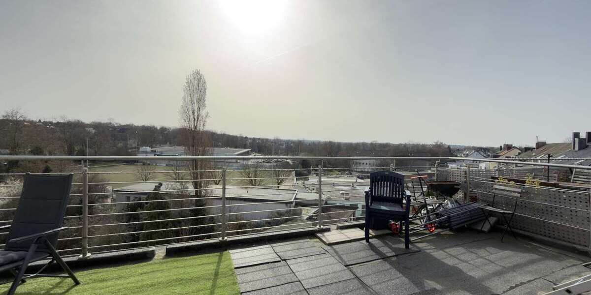 Exklusive 4-Zi.-Maisonette im DG mit großer Dachterrasse & Blick zum Grugapark – Essen-Holsterhausen - Maisonettenwohnung Essen Stadtbezirk III | Angebot:25837648