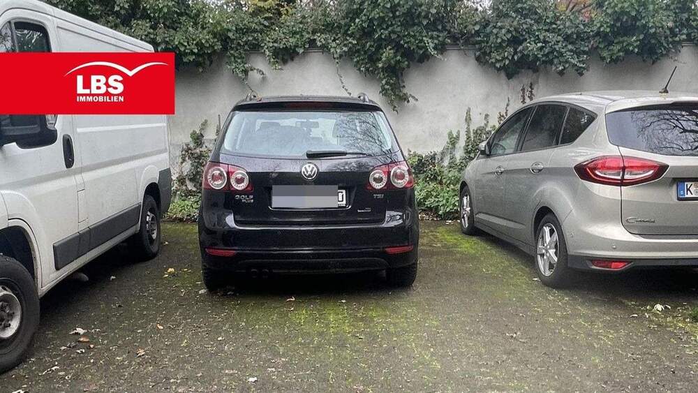 Ihr neues Zuhause: Charmante 4-Zimmer-Altbauwohnung mit großem Garten 4 zimmer