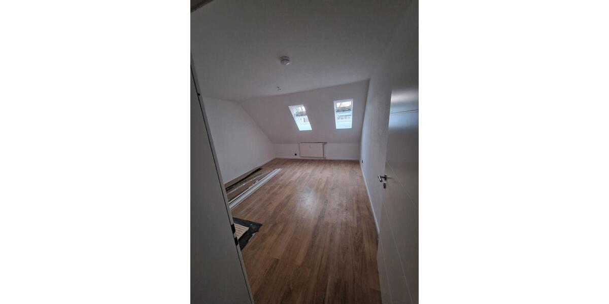 Dachgeschoßwohnung Oer-Erkenschwick Erkenschwick - 3 Zimmer, 95 m&sup2;, 800&euro; | Angebot:25635947