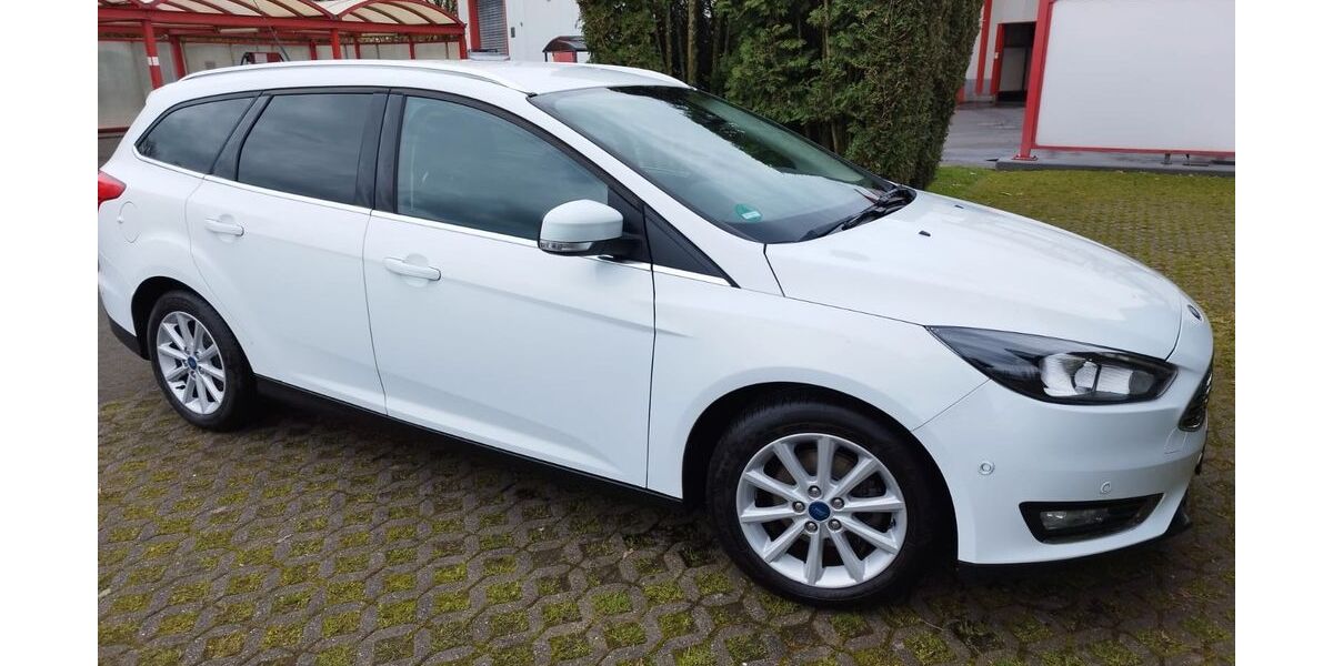 Ford Focus 118.000 km 9.100 &euro; Oer-Erkenschwick 45739