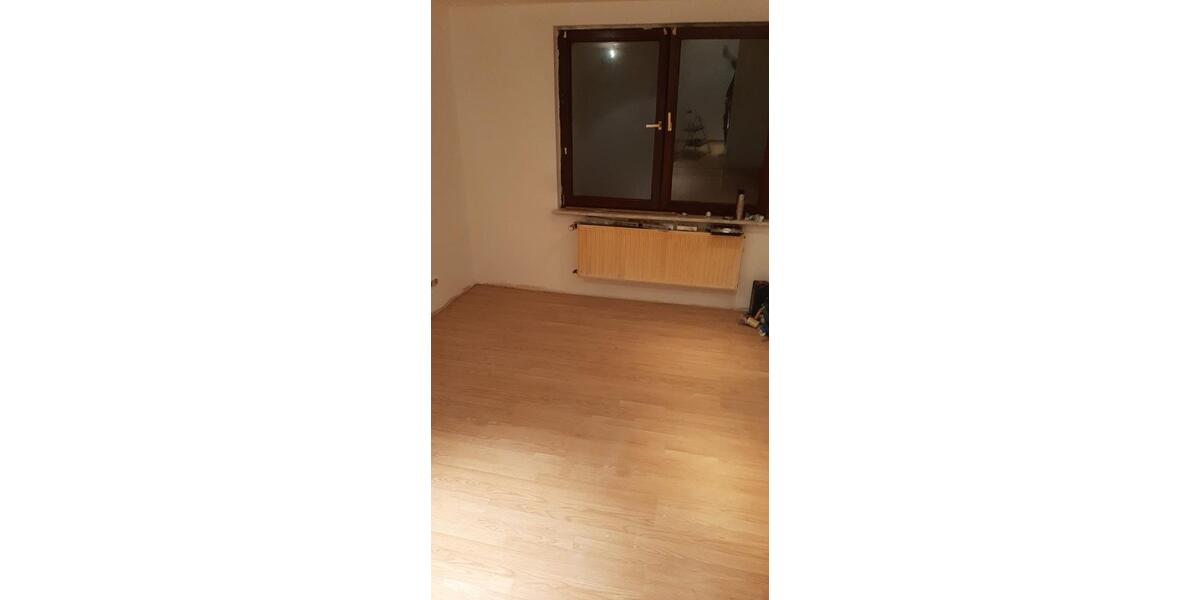 Etagenwohnung Duisburg Mittelmeiderich - 3 Zimmer, 55 m&sup2;, 600&euro; | Angebot:25830190