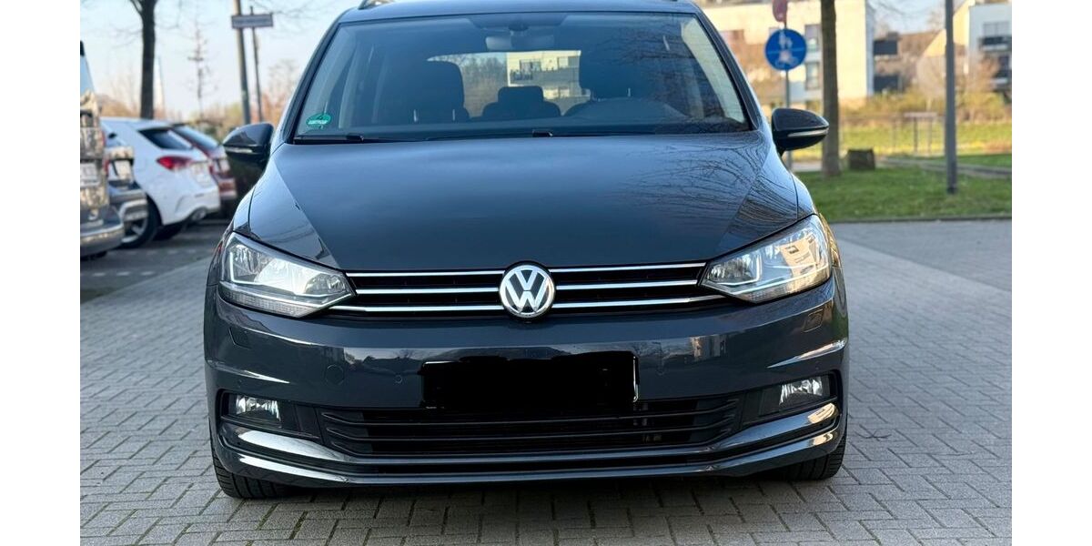 VW Touran 122.041 km 15.000 &euro; Herten 45699