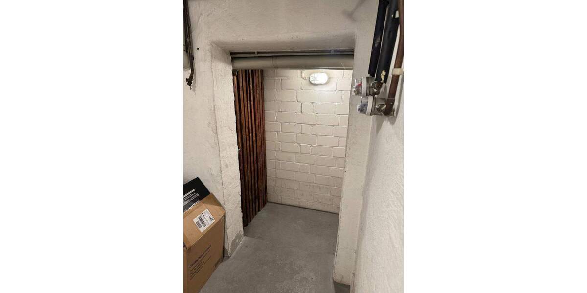 Mehrfamilienhaus mit Gewerbeeinheit im Hof am Innenhafen 1 zimmer