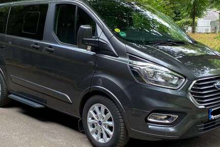 Ford Tourneo Custom 31.097 km 36.500 € Düsseldorf 40597