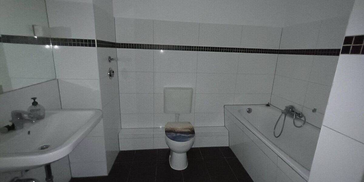 Etagenwohnung Witten Mitte - 3 Zimmer, 87 m&sup2;, 870&euro; | Angebot:26805793