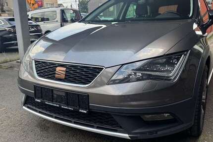 Seat Leon 211.000 km 9.990 &euro; Mülheim Ruhr 45475