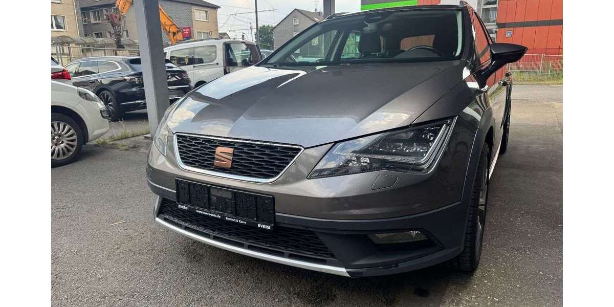 Seat Leon 211.000 km 9.990 &euro; Mülheim Ruhr 45475