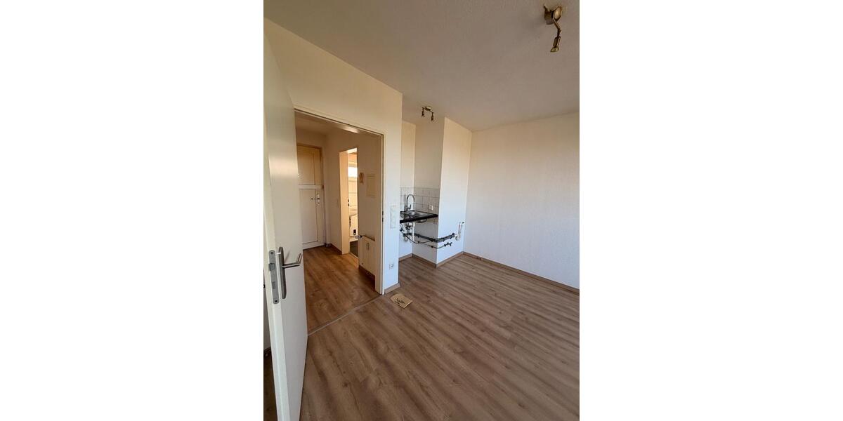Etagenwohnung Essen Stadtbezirk IV - 1 Zimmer, 28 m&sup2;, 350&euro; | Angebot:26414697