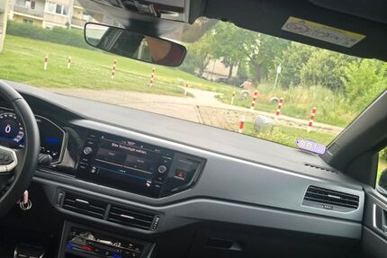 VW Taigo 37.000 km 21.500 &euro; Duisburg 47226