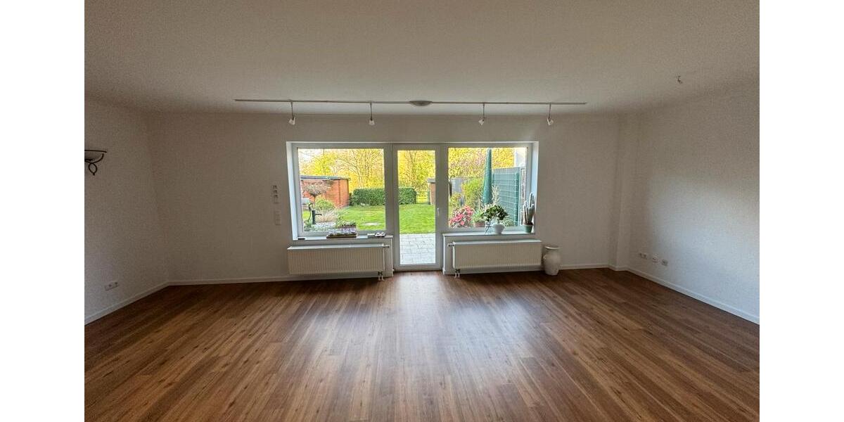 Reihenhaus Düsseldorf Stadtbezirk 5 - 4 Zimmer, 100 m&sup2;, 2.650&euro; | Angebot:26700179