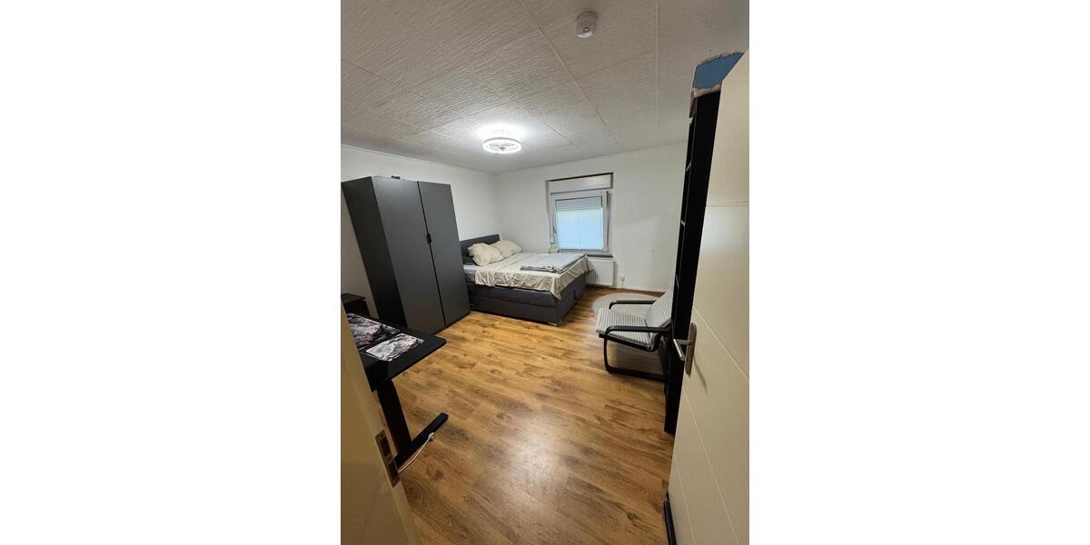 Etagenwohnung Essen Stadtbezirk IV - 5 Zimmer, 125 m&sup2;, 230.000&euro; | Angebot:27499345