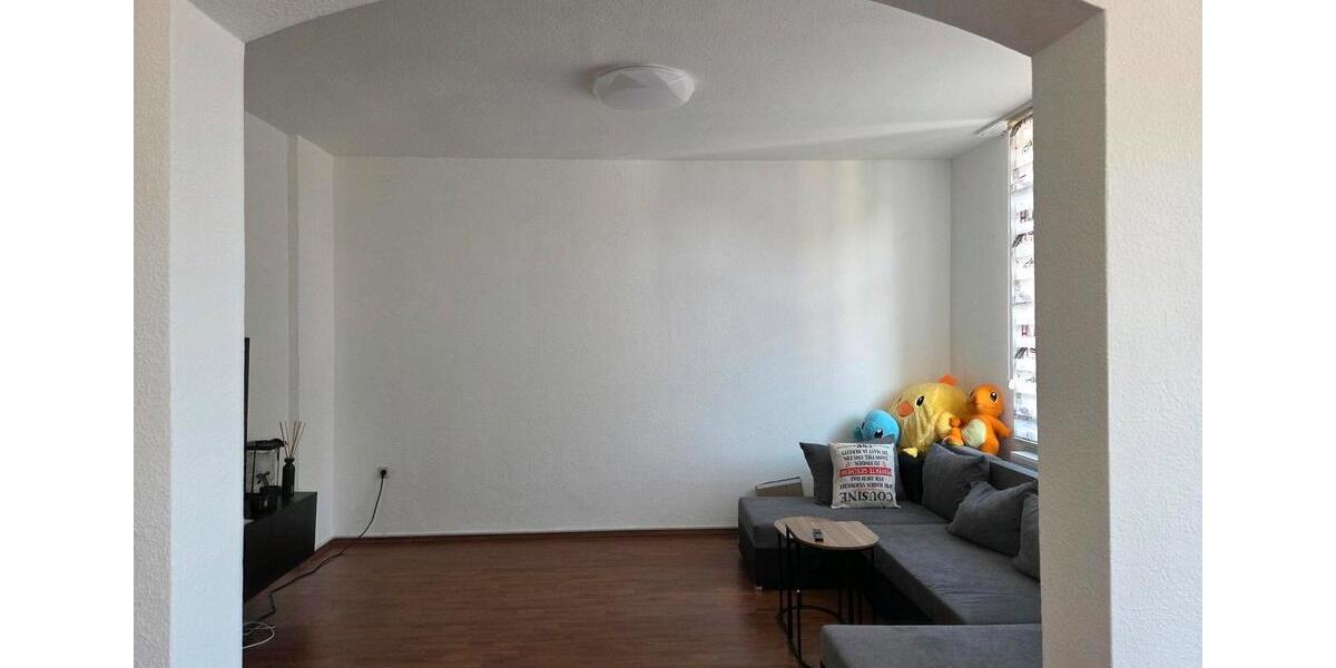 Großzügige Altbauwohnung 3.5 zimmer