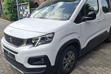 Peugeot Rifter 144.000 km 13.400 &euro; Mülheim an der Ruhr 45473