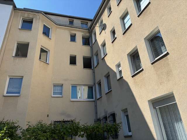 Haus zum Kaufen in Gelsenkrichen 865.000 € 1164 m² 32 zimmer