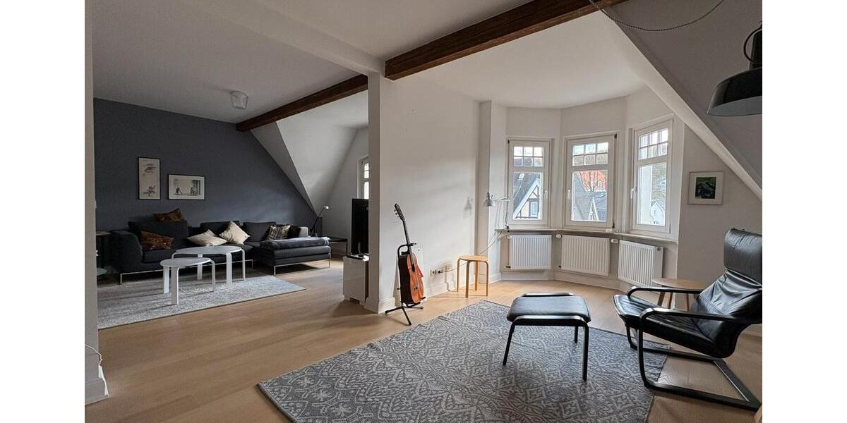 Dachgeschoßwohnung Wuppertal Arrenberg - 4.5 Zimmer, 115 m&sup2;, 1.150&euro; | Angebot:26227580