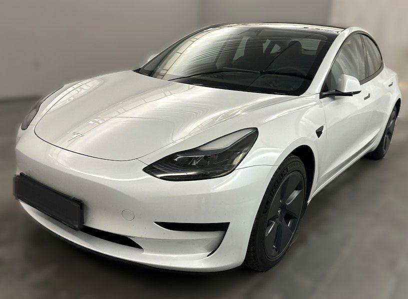 Tesla Model 3 57.300 km 31.800 &euro; Bochum 44803