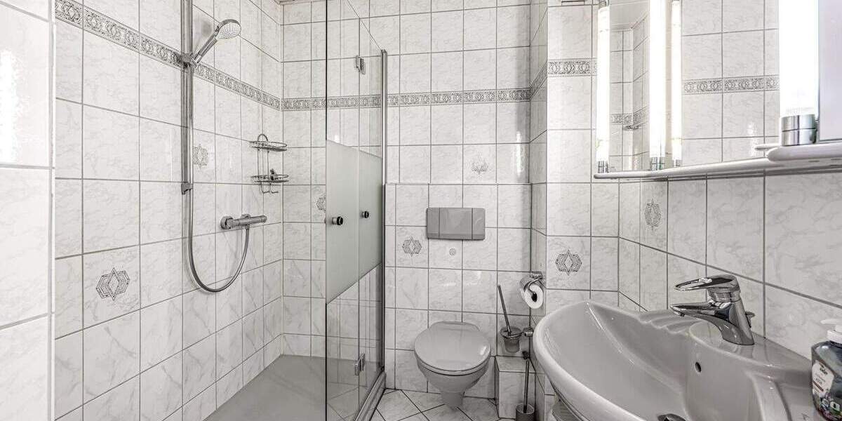 Reihenmittelhaus Wuppertal Ronsdorf - 4 Zimmer, 110 m&sup2;, 349.000&euro; | Angebot:23940476