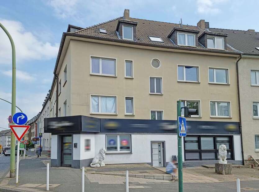 Einzelhandel in Essen 2.500 € 194 m²