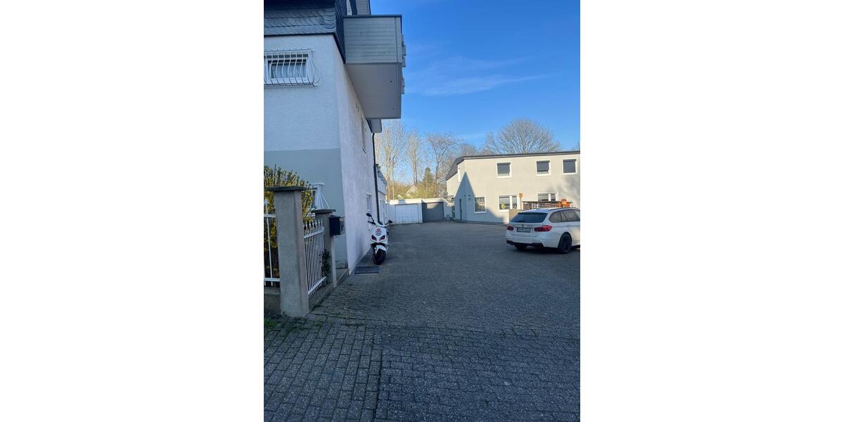 Etagenwohnung Wuppertal Gemarkung Langerfeld - 3 Zimmer, 160 m&sup2;, 2.180&euro; | Angebot:26416921