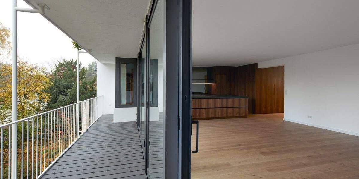 Etagenwohnung Düsseldorf Düsseltal - 4 Zimmer, 160 m&sup2;, 3.990&euro; | Angebot:25302542