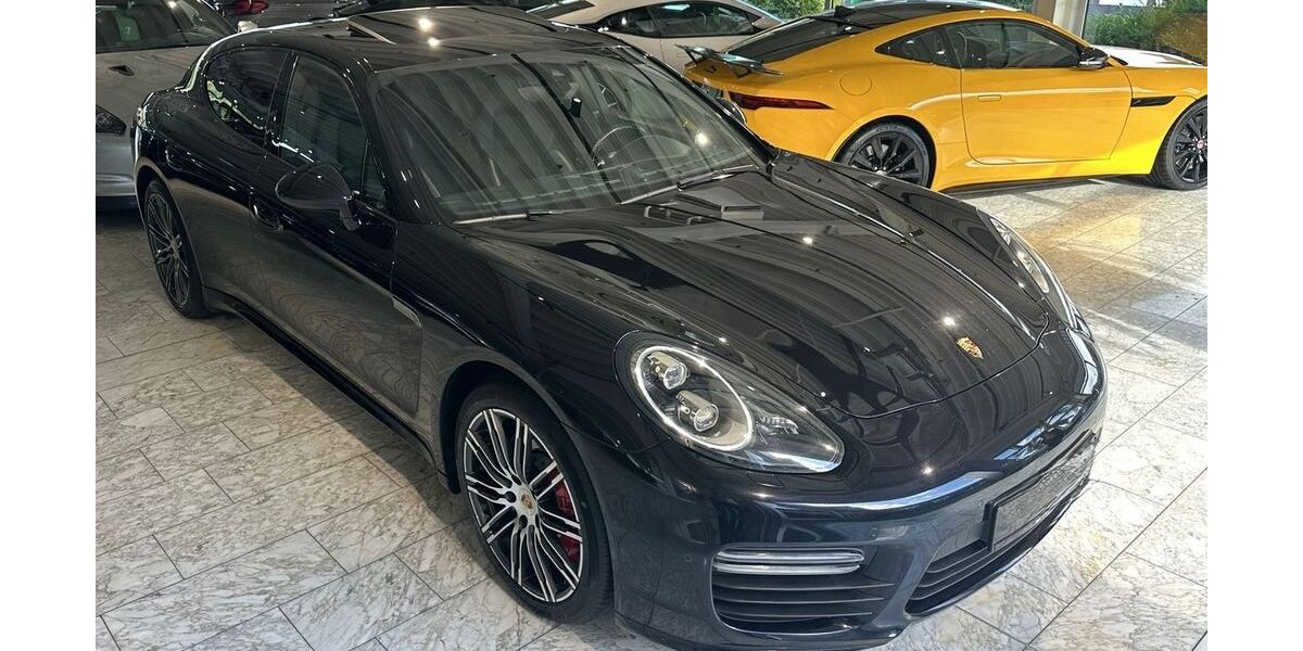 Porsche Panamera 130.000 km 42.900 &euro; Bottrop 46238