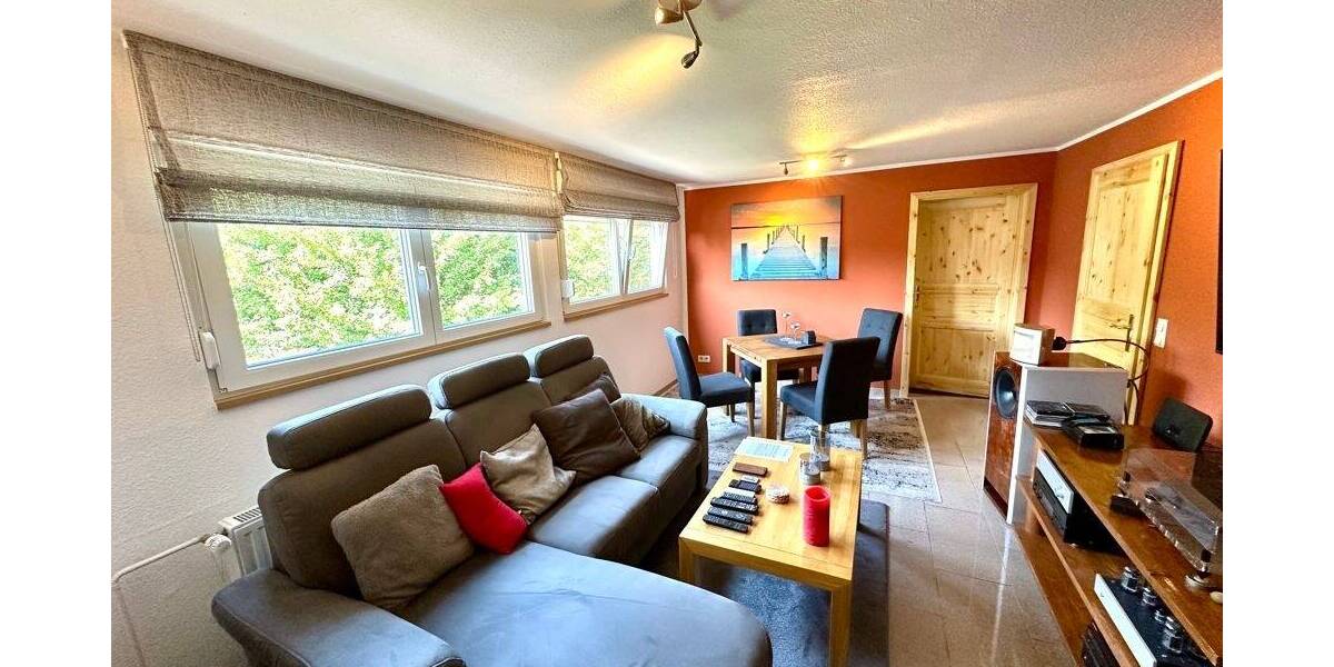 Schön aufgeteilte Eigentumswohnung in beliebter Lage von Ratingen-Hösel sucht neue Eigentümer! 3 zimmer