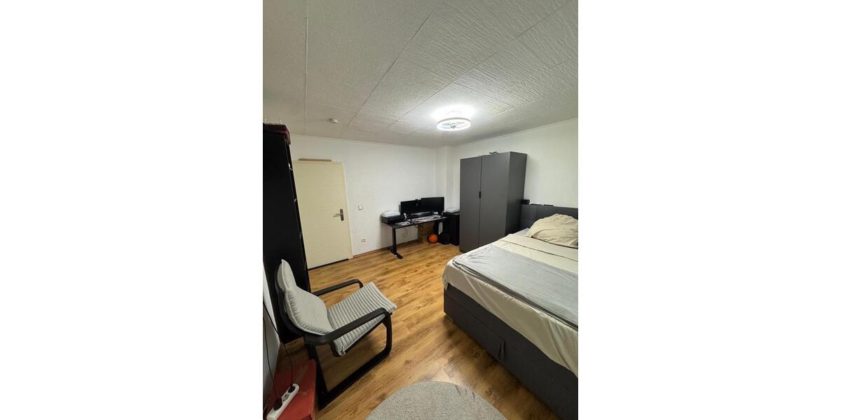 Etagenwohnung Essen Stadtbezirk IV - 5 Zimmer, 125 m&sup2;, 230.000&euro; | Angebot:27499345