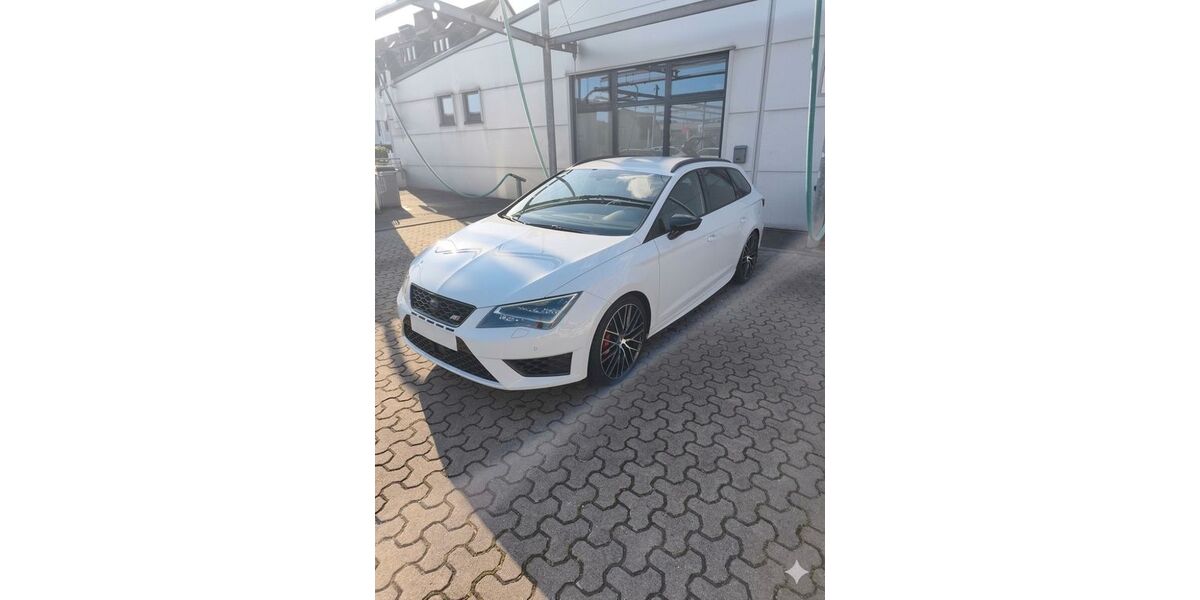 Seat Leon 117.000 km 17.500 &euro; Hattingen 45527