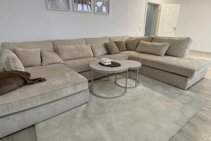 Renovierte und freundliche Altbauwohnung Zentral in Duisburg Ruhrort zimmer