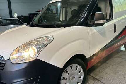 Opel Combo 130.400 km 6.390 &euro; Duisburg 47059