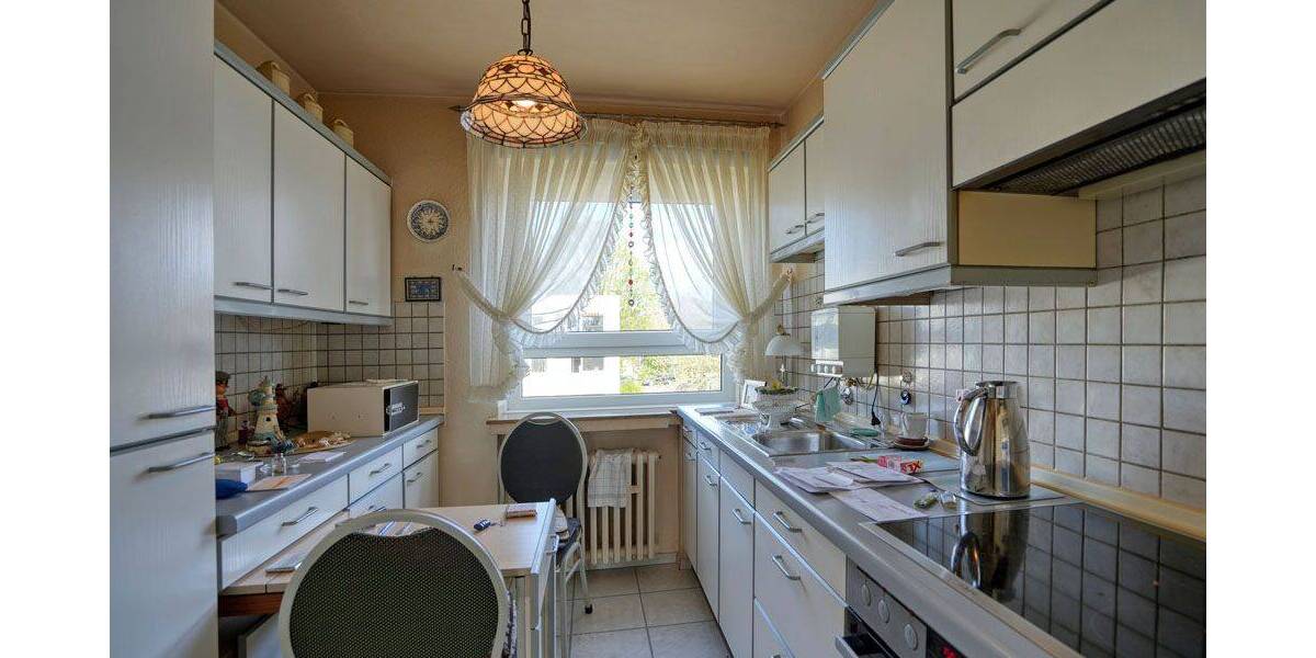 Etagenwohnung Bochum Innenstadt - 3 Zimmer, 77 m&sup2;, 200.000&euro; | Angebot:26542560