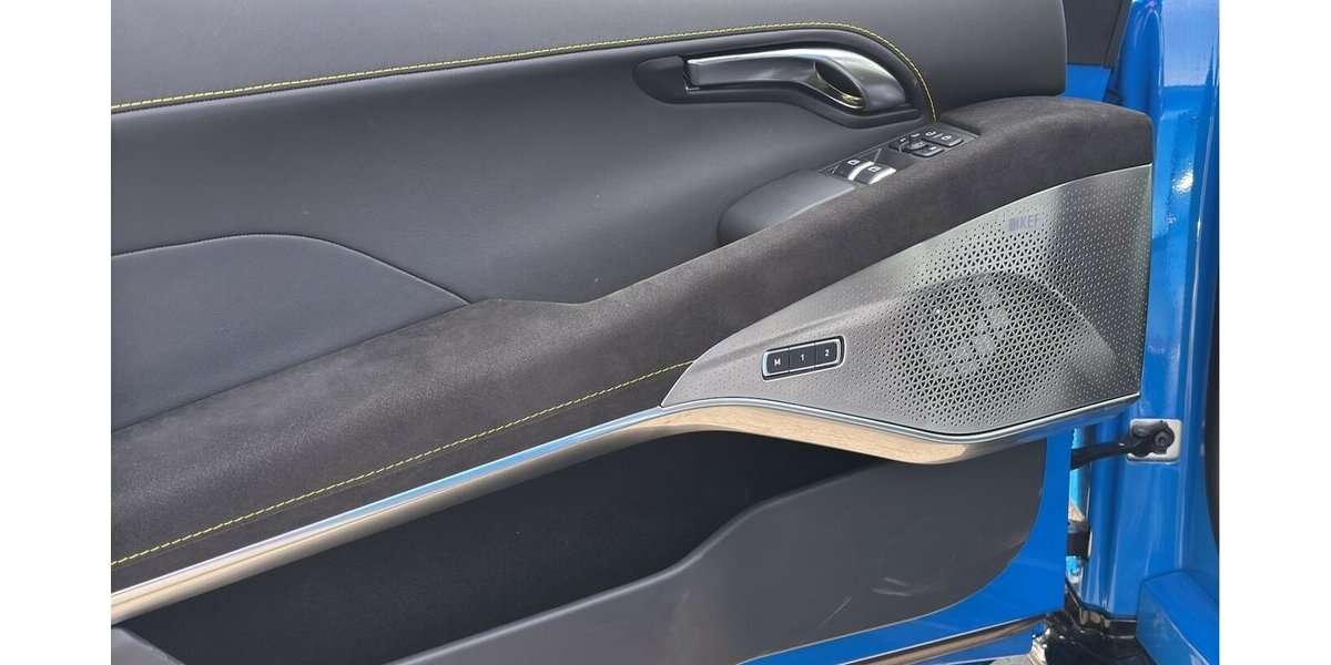 Lotus Emira Limited 1 of 12 Edition DSG Alcantara 7.000 km 61.900 &euro; Wuppertal 42327