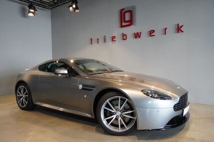 Aston Martin V8 Vantage 9.000 km 81.941 € Duisburg 47228