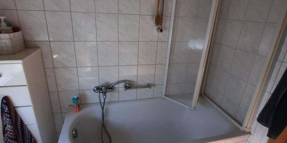 Bungalow Moers Moers-Mitte - 2 Zimmer, 78 m&sup2;, 620&euro; | Angebot:25815921