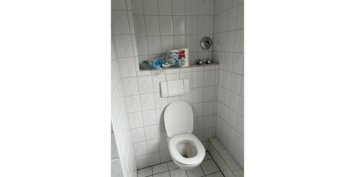 Dachgeschoßwohnung Essen Frillendorf - 2 Zimmer, 43 m&sup2;, 555&euro; | Angebot:25721975