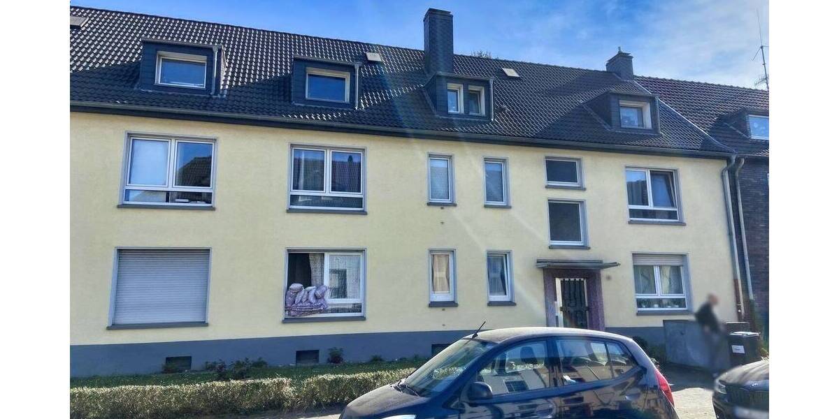 2 Gepflegte Mehrfamilienhäuser mit 12 Wohnungen und 16 Garagen 3 zimmer