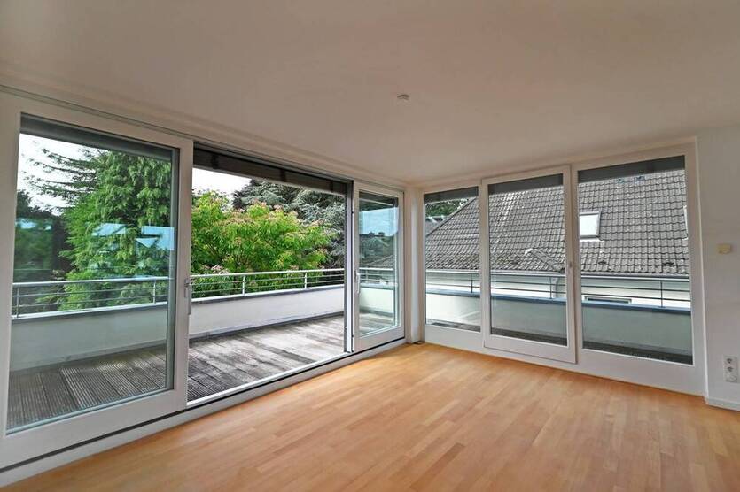 Limited Edition! Komfortable, ganz helle Penthouse-Wohnung in Bredeneyer Toplage