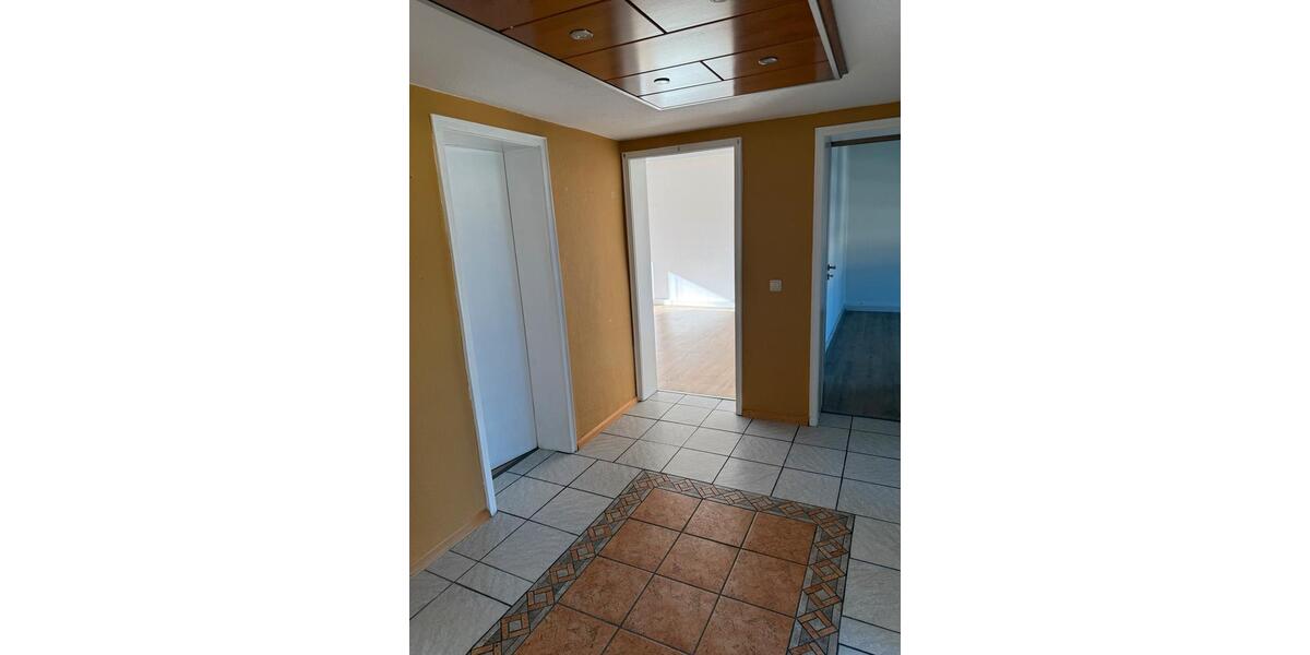 Dachgeschoßwohnung Marl Alt-Marl - 4 Zimmer, 85 m&sup2;, 570&euro; | Angebot:25545646