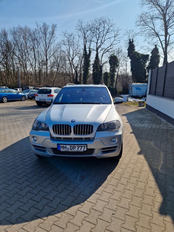 BMW X5 332.450 km 8.300 € essen 45356