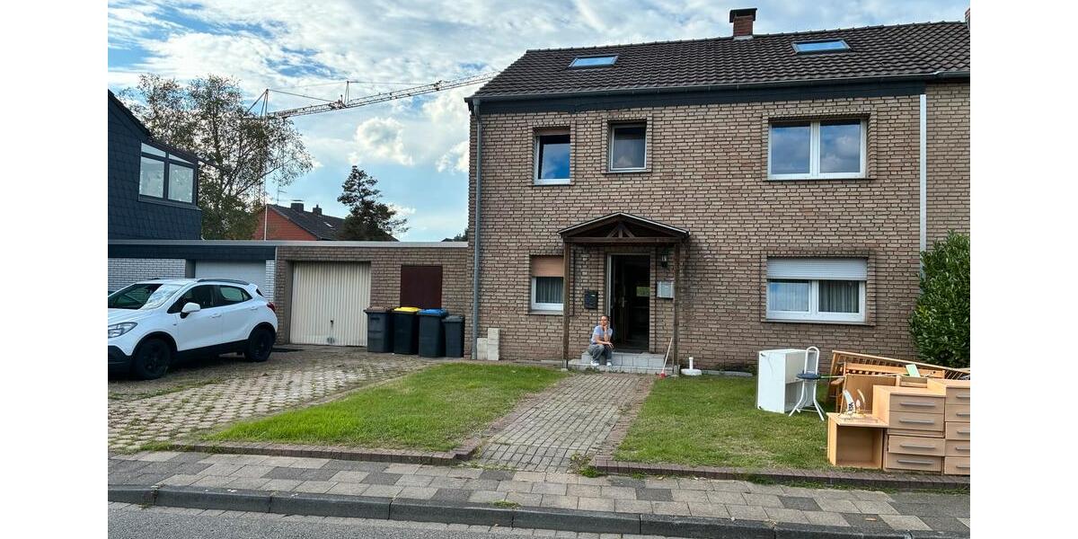 Doppelhaushälfte Dinslaken Hiesfeld - 10 Zimmer, 80 m&sup2;, 375.000&euro; | Angebot:27437891