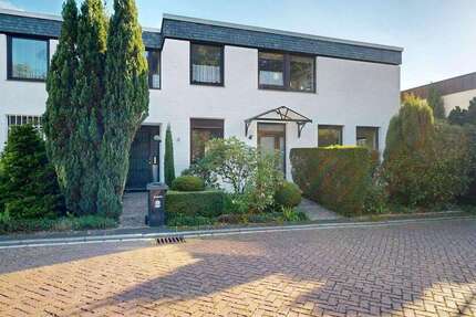 Haus zum Kaufen in Erkrath-Hochdahl 650.000 € 232 m² 11 zimmer