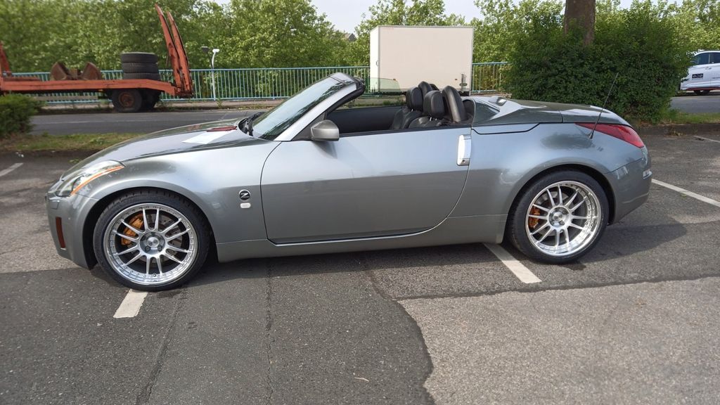 Nissan 350Z 87.000 km 15.350 &euro; Duisburg 47259