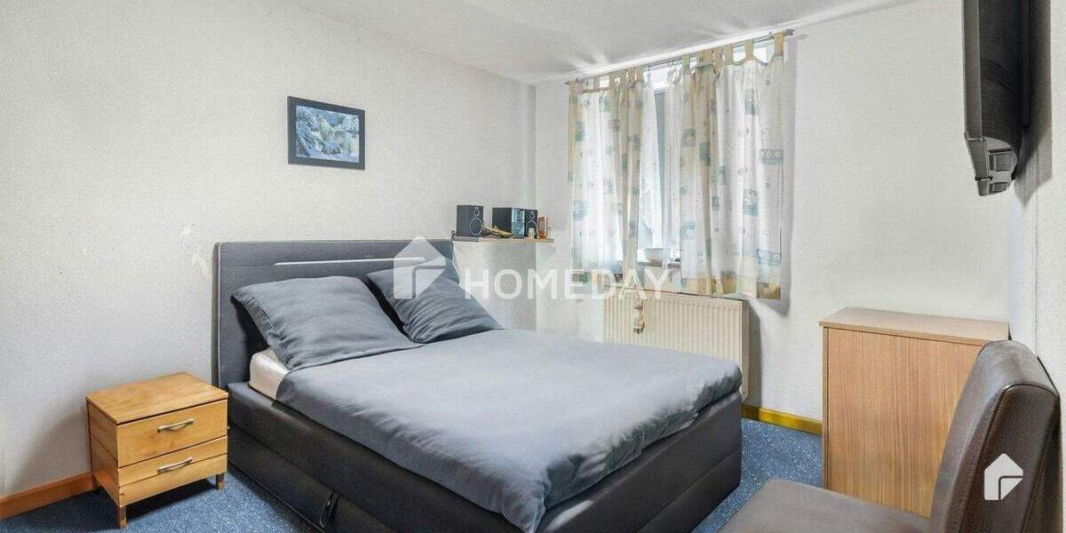 Etagenwohnung Bottrop Welheim - 9 Zimmer, 145 m&sup2;, 195.000&euro; | Angebot:25684218