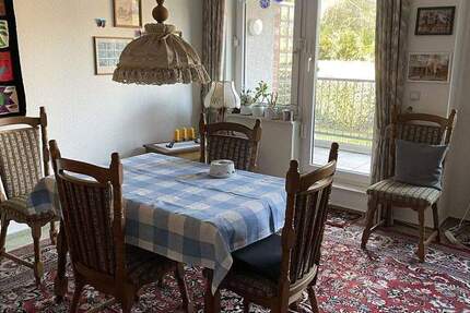 Großzügige 4-Zimmer-Wohnung im 1. Obergeschoss - Rathausviertel 4 zimmer