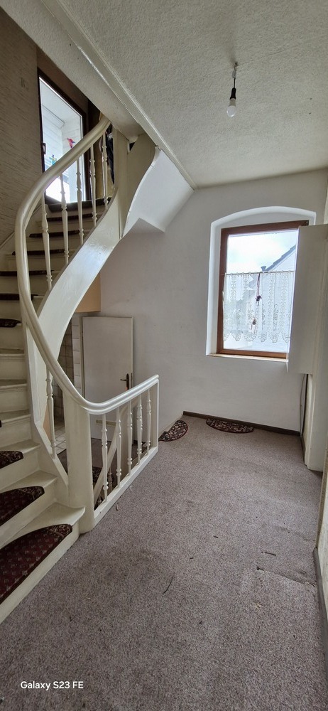 Doppelhaushälfte mit Garagenhof und kleinem Garten in Remscheid-Lennep zimmer