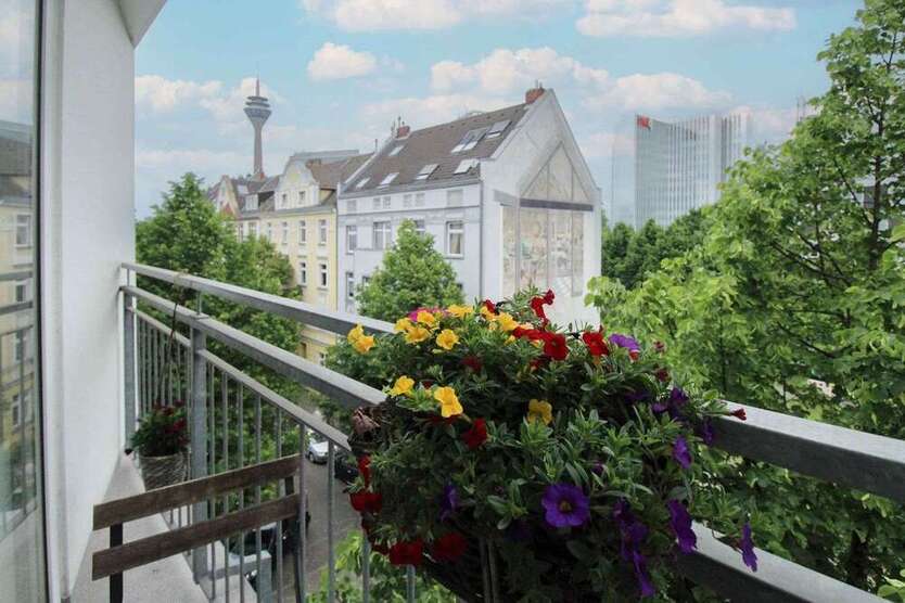 Wohnung zum Kaufen in Düsseldorf 180.000 € 34 m²