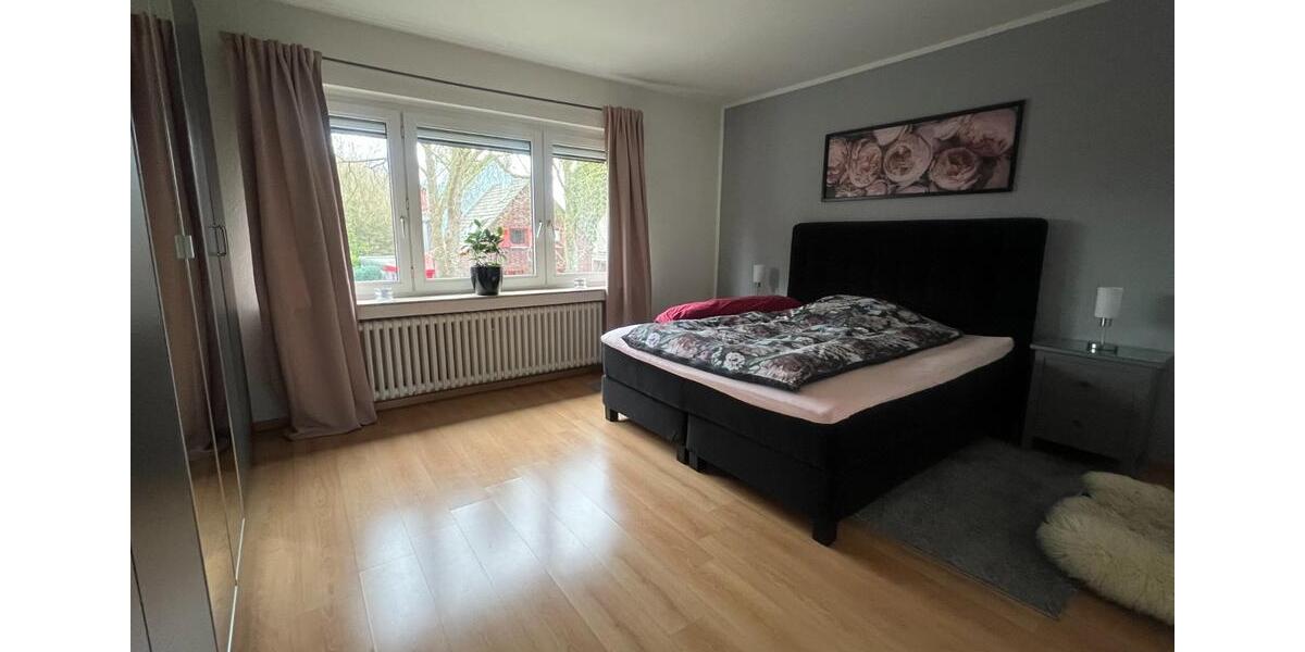 Etagenwohnung Duisburg Essenberg - 2 Zimmer, 80 m&sup2;, 720&euro; | Angebot:25611916