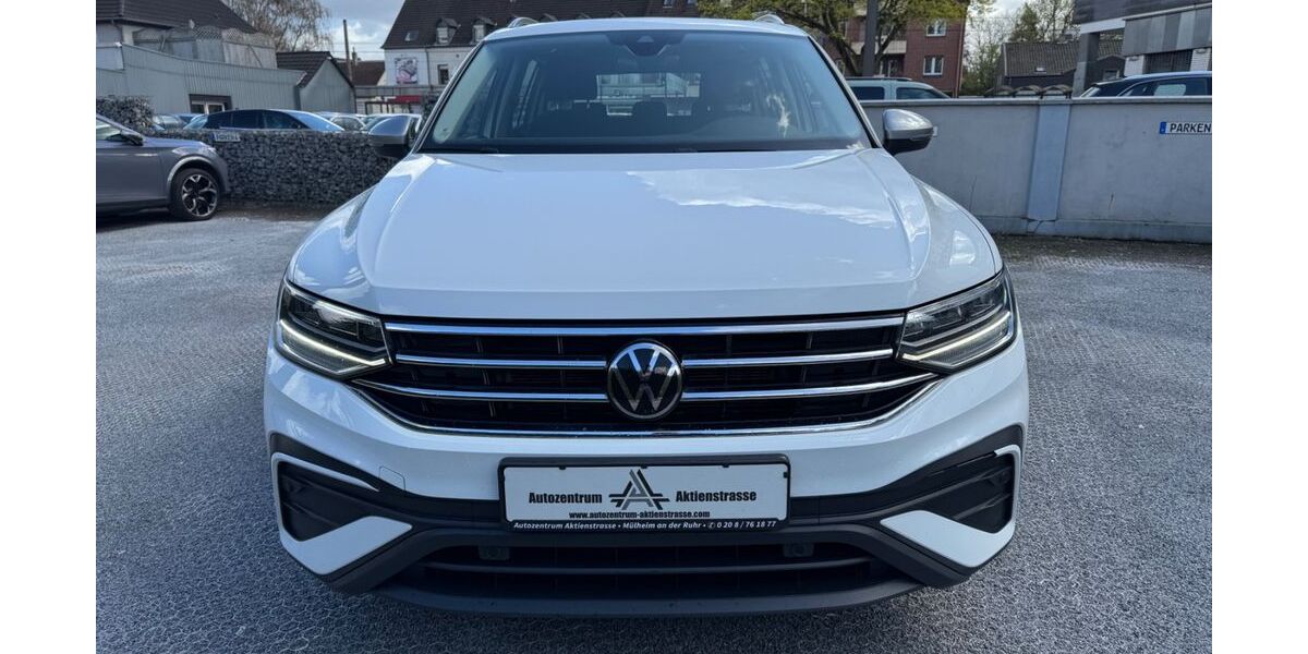 VW Tiguan 113.000 km 26.699 &euro; Mülheim / Ruhr 45473