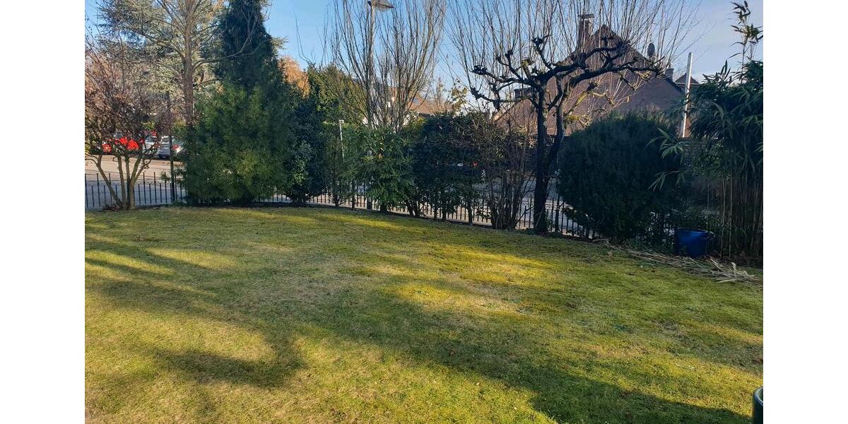 Doppelhaushälfte Heiligenhaus - 5 Zimmer, 130 m&sup2;, 2.500&euro; | Angebot:25083920